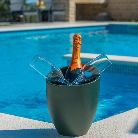 Poolincluded - Holiday Home Maslina Lisane Ostrovicke Εξωτερικό φωτογραφία
