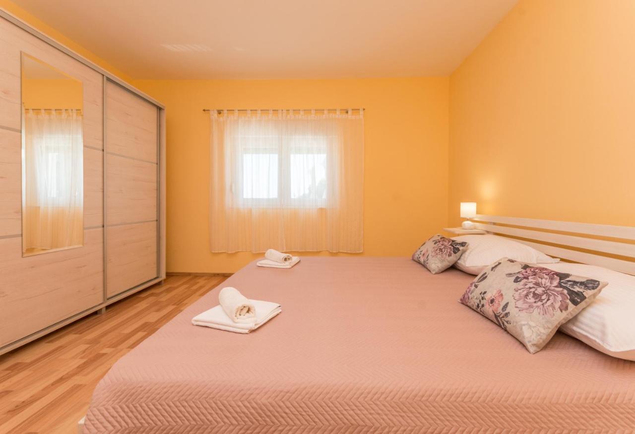 Poolincluded - Holiday Home Maslina Lisane Ostrovicke Εξωτερικό φωτογραφία