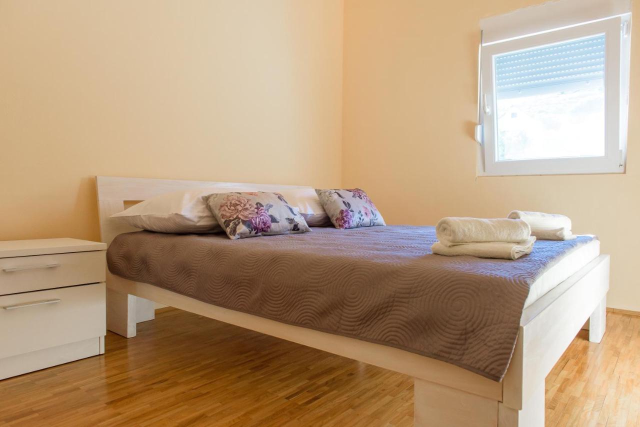 Poolincluded - Holiday Home Maslina Lisane Ostrovicke Εξωτερικό φωτογραφία