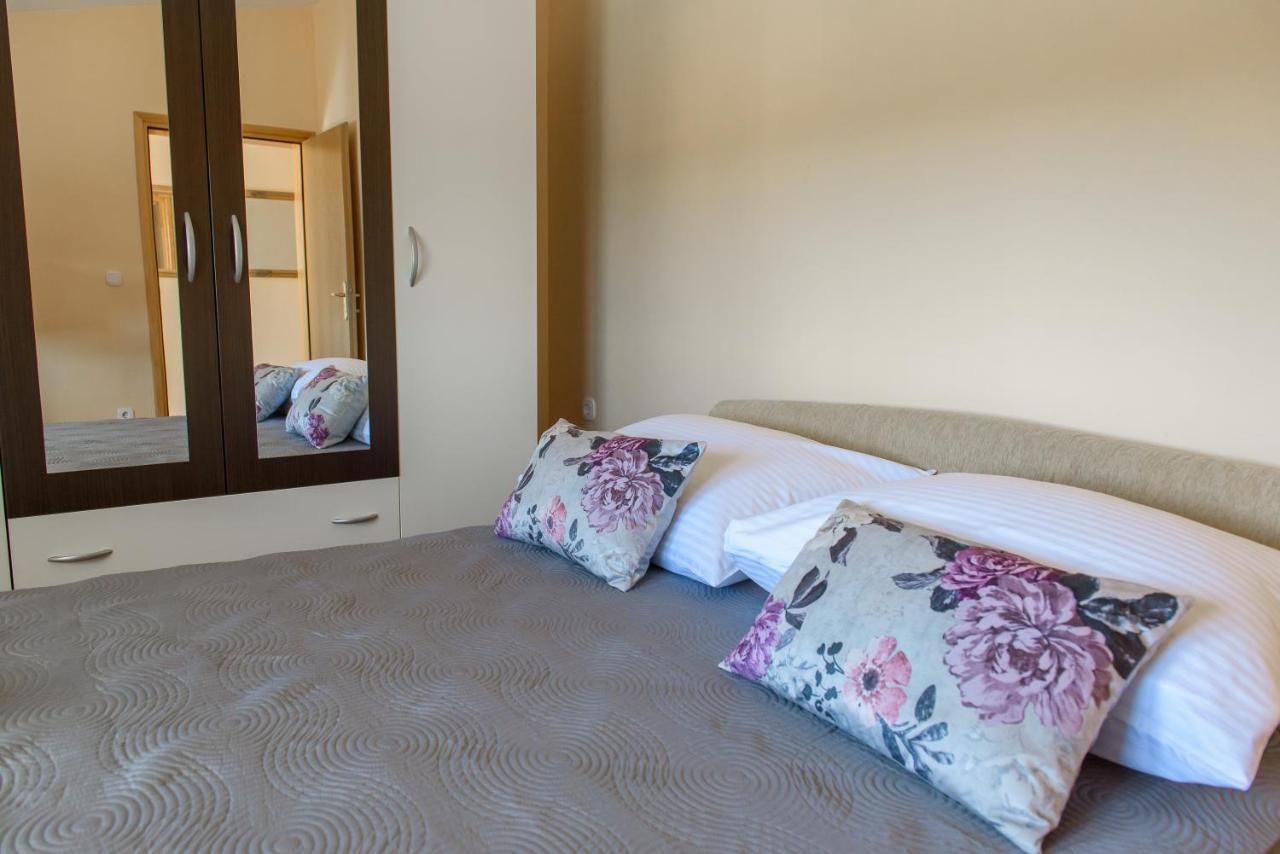 Poolincluded - Holiday Home Maslina Lisane Ostrovicke Εξωτερικό φωτογραφία